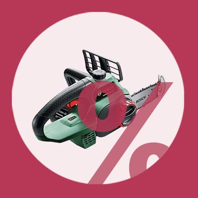 % - Bosch elektrische Kettensäge auf rotem Hintergrund