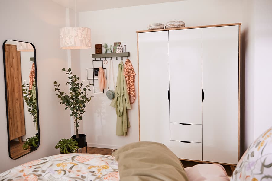 Schrank