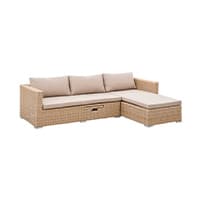 Beige Ecksofa mit dreiteiligem Rückenkissen und einer verlängerten Sitzfläche rechts