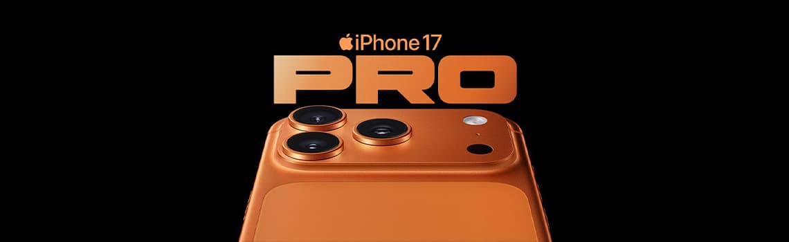 iPhone 17 Pro – Orangefarbenes iPhone mit drei Kameralinsen und Blitz vor schwarzem Hintergrund