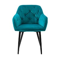 Türkiser Stuhl mit gepolsterten Armlehnen und schwarzen Beinen, frontal aufgenommen