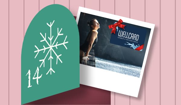 Wellcard – Foto von Frau am Pool, Kalender-Türchen mit Schneeflocke und Zahl 14