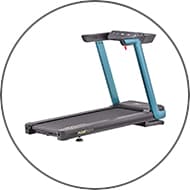 Laufband mit blauem Rahmen und grauer Lauffläche, seitliche Ansicht