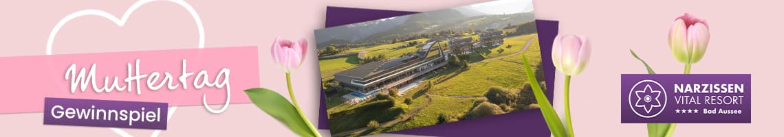 Muttertag Gewinnspiel – Luftbild vom Narzissen Vital Resort zwischen grünen Wiesen, umrahmt von rosa Tulpen
